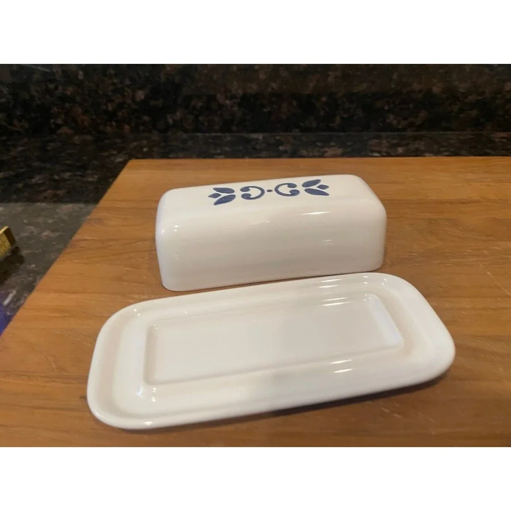 Pfaltzgraff blue tulip stoneware covered butter dish